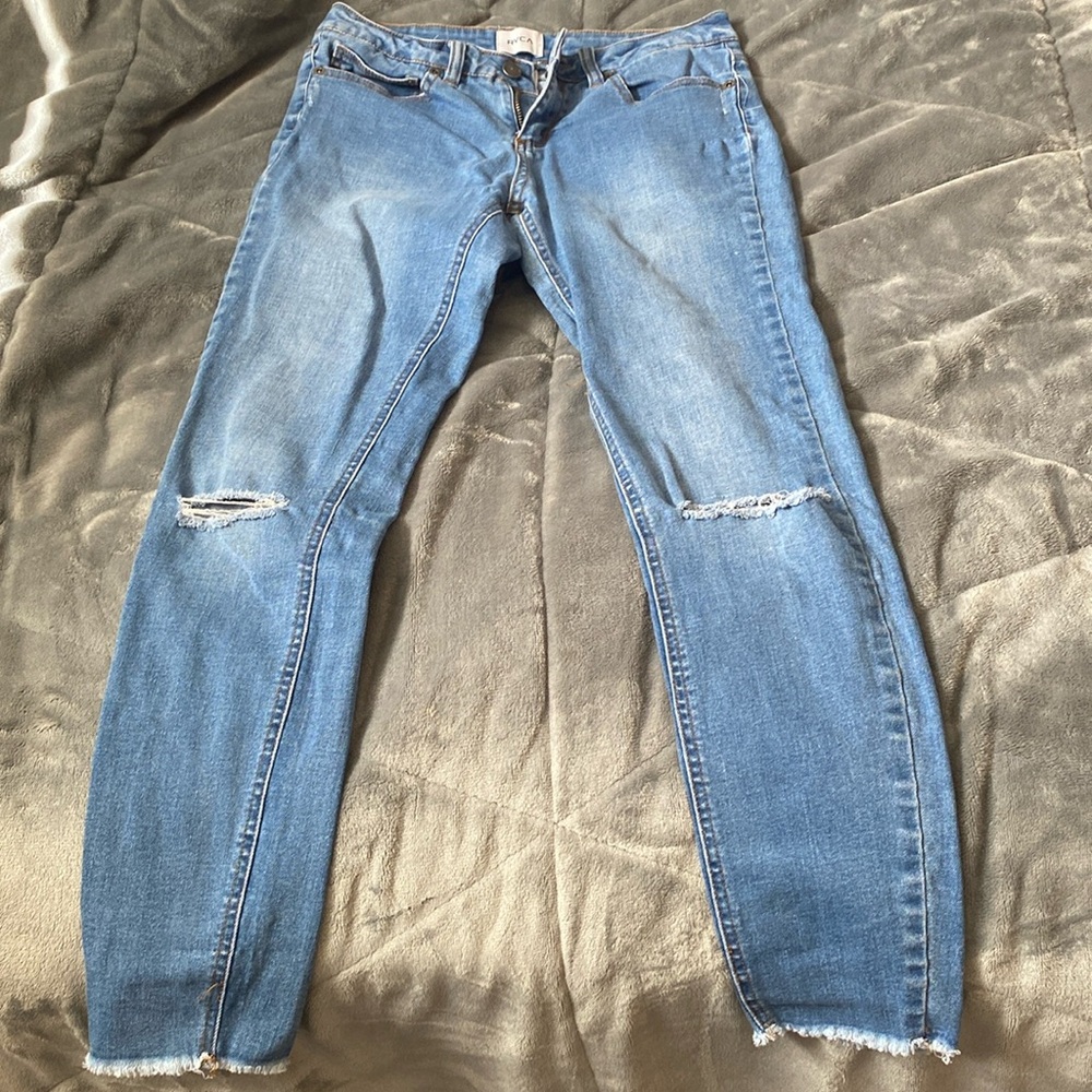 RVCA ripped blue jean, Size 2, tight fitted